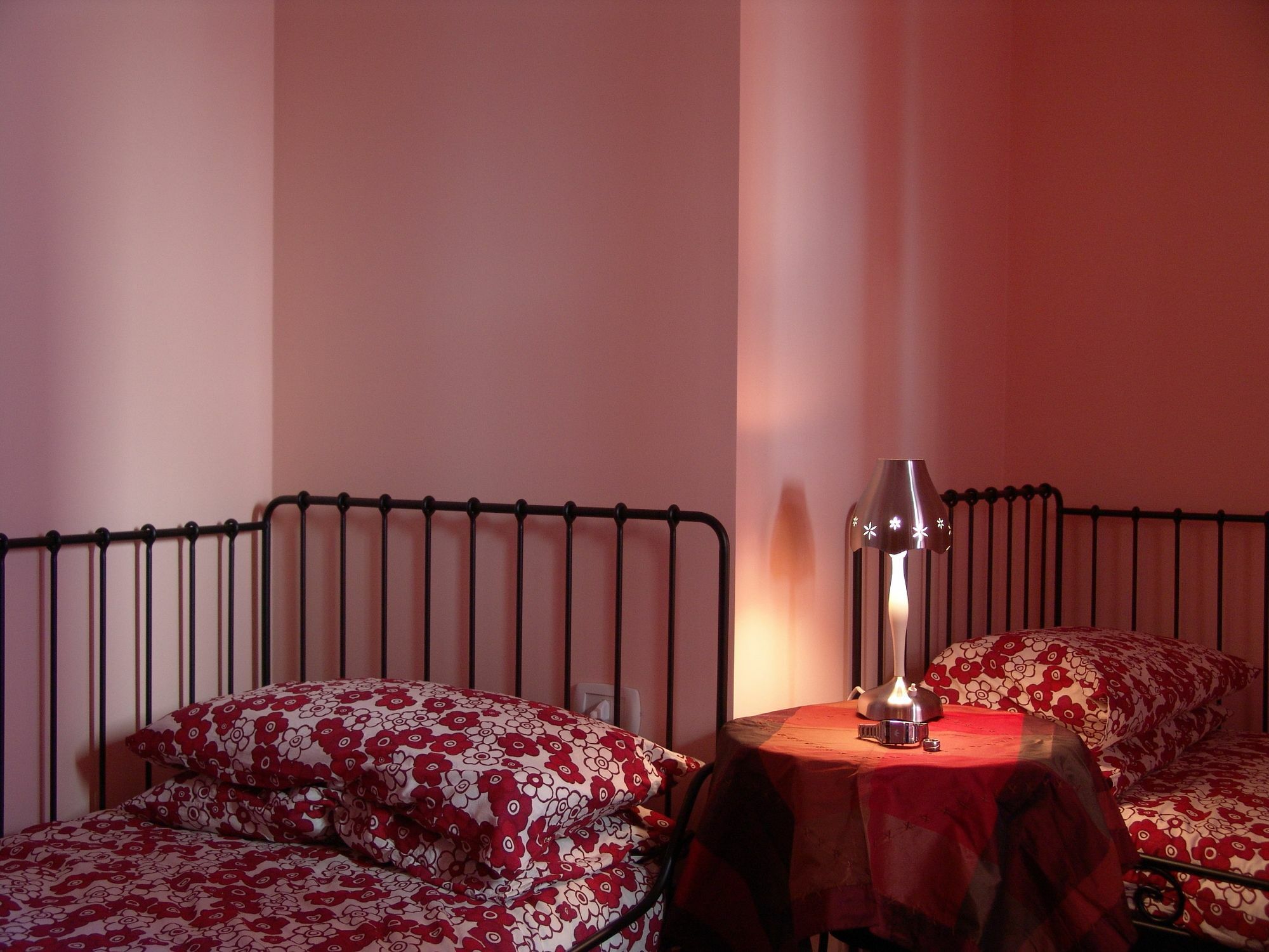 Bed and Breakfast I colori di Sara Aeroporto di Catania Fontana Rossa Esterno foto