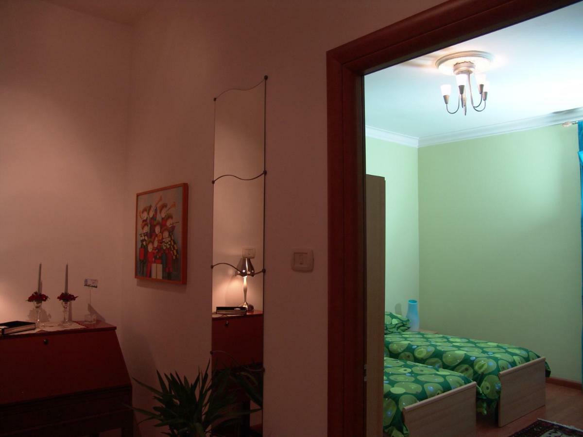 Bed and Breakfast I colori di Sara Aeroporto di Catania Fontana Rossa Esterno foto